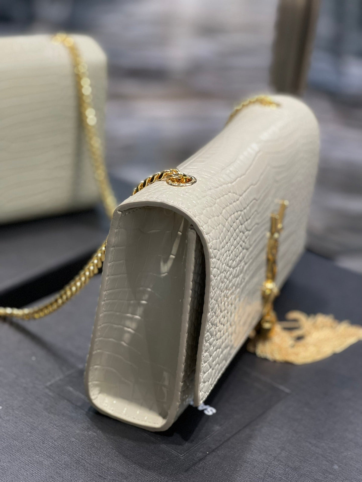 YSL KATE 24cm